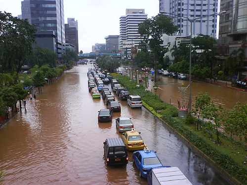 Flood on Protocol Street, Jakarta Image. Credit: Flicker user mulya74 reproduced under CC-BY-NC-ND